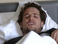 Syna trápí stoják, ale matka mu pomůže