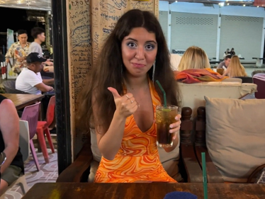 Chtěl transku, ale byla to obyčejná děvka bez čuráka..