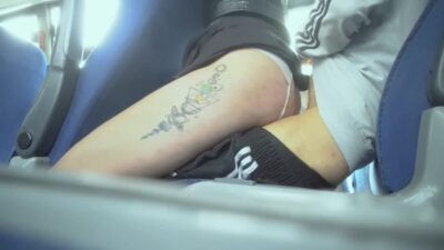 Mladá amatérská dvojice si natočí tajnou jebačku v autobuse (Daniela Chaves)