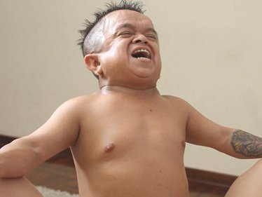 Liliput s nebezpečnými touhami si užije s vášnivou latinou